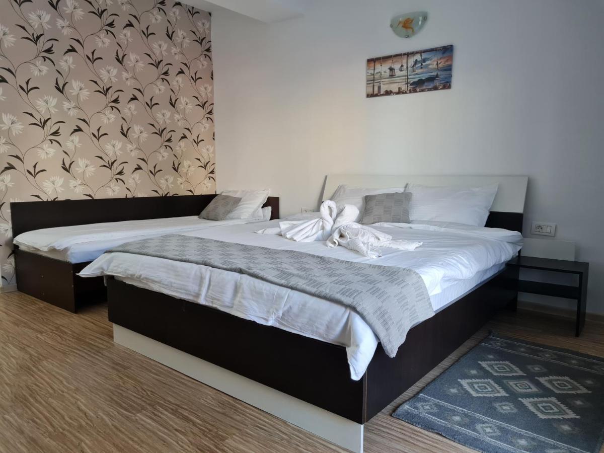 Hotel Ingrid à Mangalia Extérieur photo