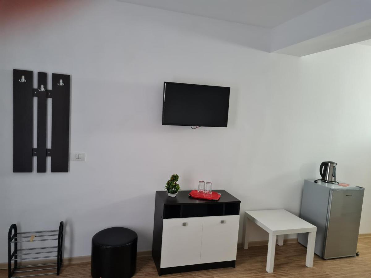 Hotel Ingrid à Mangalia Extérieur photo
