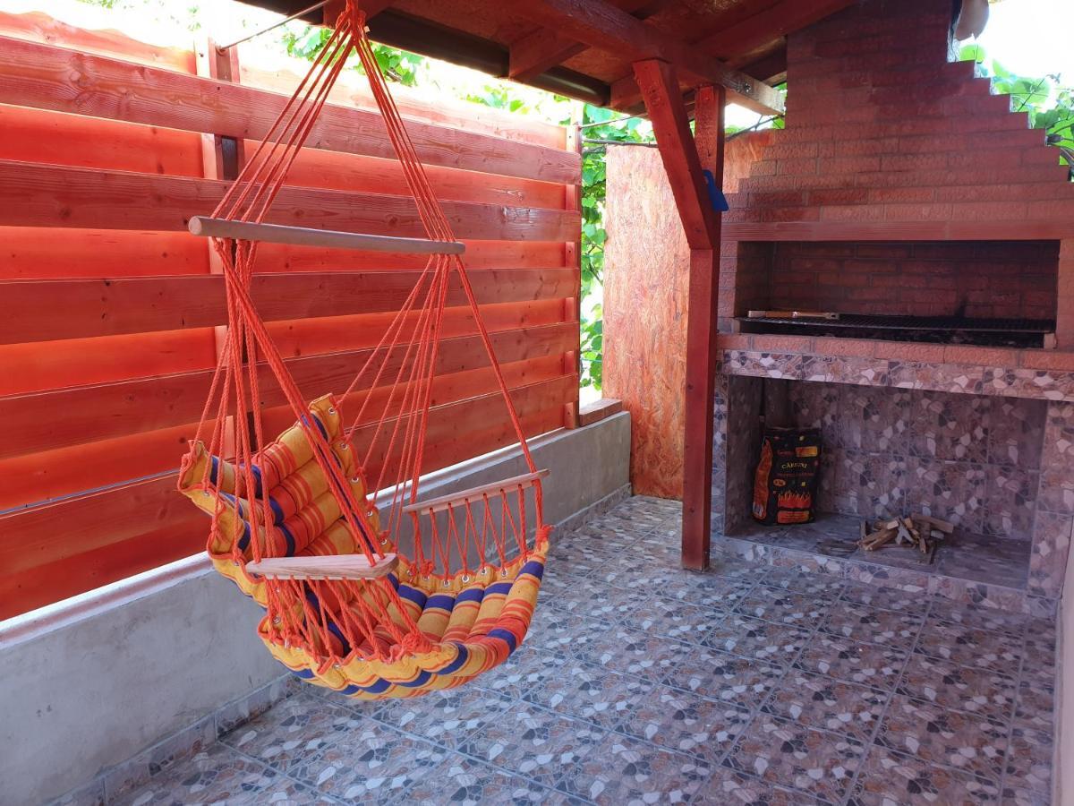 Hotel Ingrid à Mangalia Extérieur photo